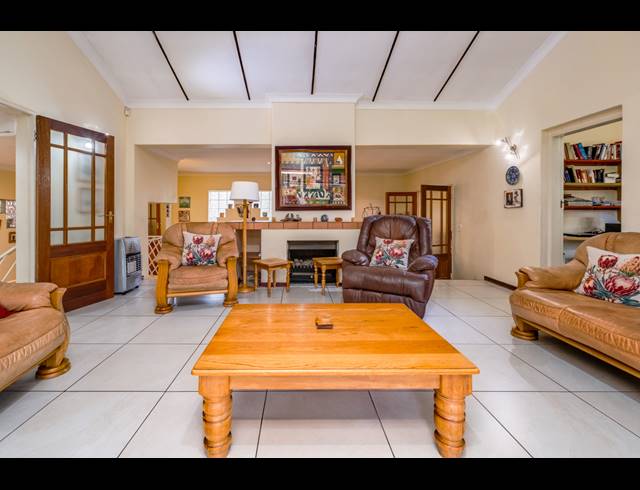 4 BEDROOM HOUSE FOR SALE IN JACANLEE
